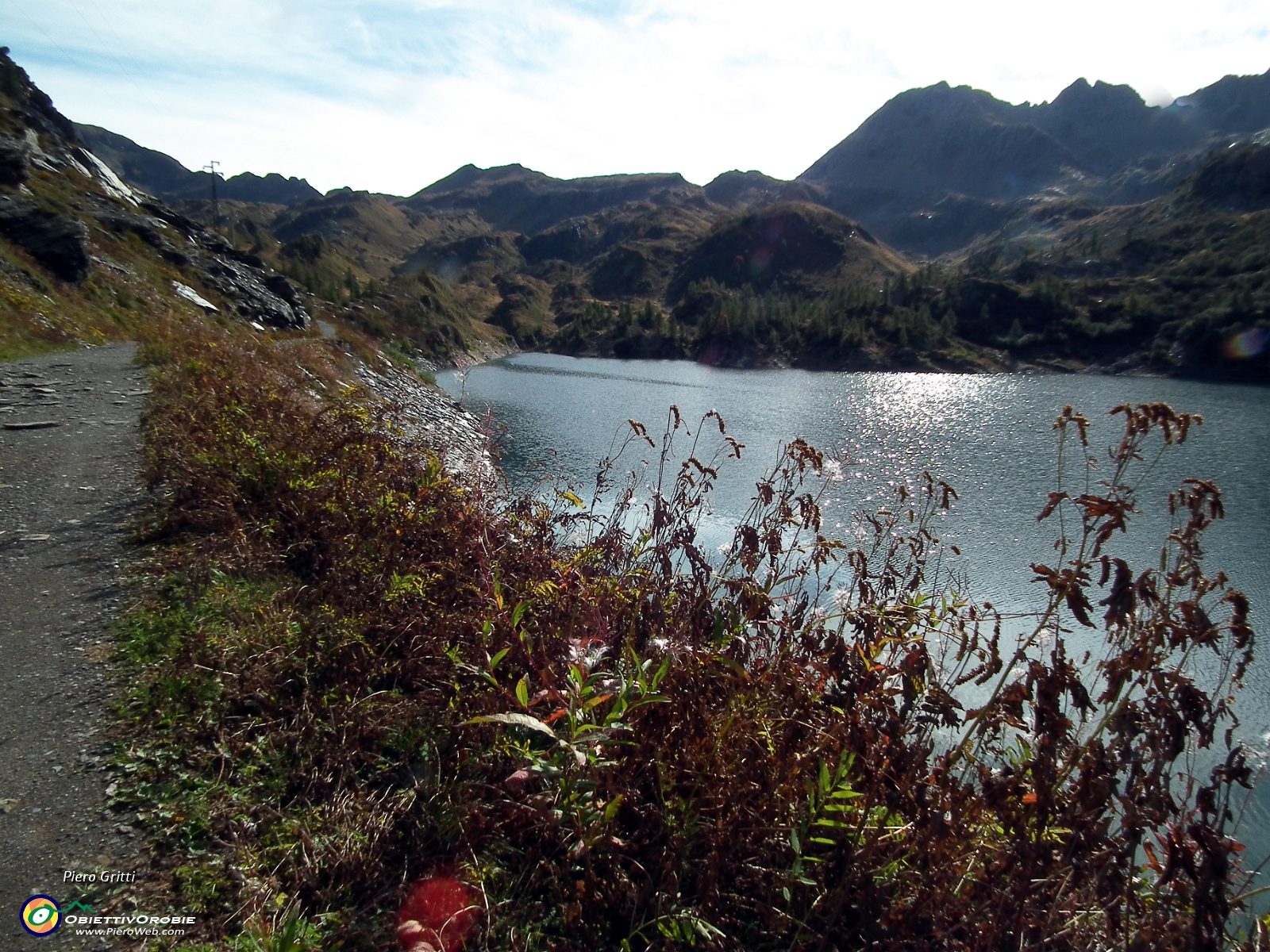 05 la meta, il Madonnino,  dal Lago di Fregabolgia....JPG